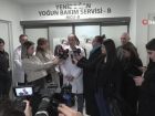 Do�. Dr. Ferit Kulal� deprem b�lgelerinden getirilen �ocuklar hakk�nda bilgilendirmelerde bulundu