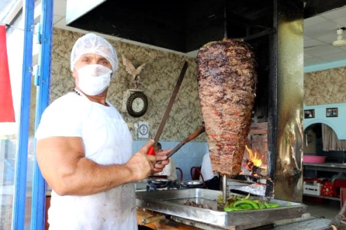 Dner ustas, koronaya srekli tkettii drt gda maddesi ile meydan okudu: Gelirse piman olur