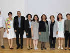 D�nyaya Hem�irelerin G�z�nden Bakt�lar