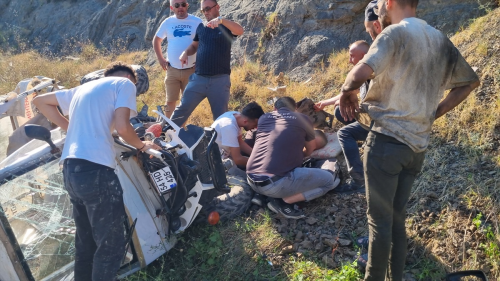 Dzce'de otomobil ile ATV arpmas: ATV srcs ar yaraland
