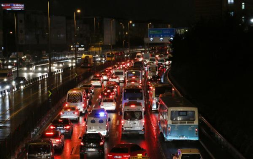 Ek Fotoraflar) stanbul Trafiinde Younluk Yzde 90' Buldu