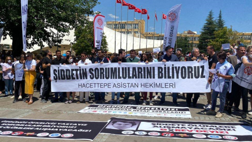 Ekrem Karakaya'nn ldrlmesine tepki gsteren salk alanlar i brakt: 