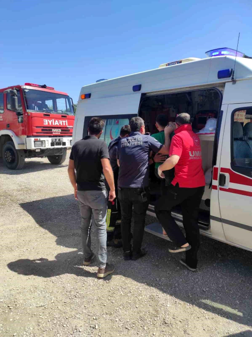 Elaz'da 14 yandaki ocuun elini fstk makinesine kaptrmas sonucu 5 parma koptu