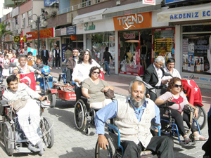 Engelliler Haftas Yry Balad!