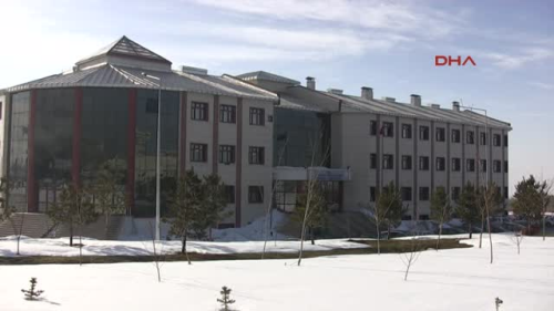 Erzurum-Atatrk niversitesi Eczaclk Fakltesi'ne 'Tam Akreditasyon' Belgesi