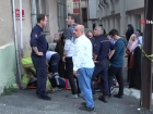 Ey�psultan'da ak�l almaz kaza, �ay i�en kad�nlar saniyelerle �l�mden kurtulduRampa a�a�� kayan kamyonet, beraberinde s�r�kledi�i ara�la 5 metrelik...