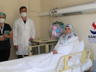 Gaziantep'te b�brek nakliyle sa�l���na kavu�an gen� kad�n ikiz bebek sevinci ya��yor