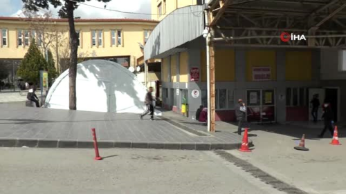 Gaziantep'te hastane bahelerine afet adrlar kurulmaya baland