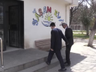 GAZ�ANTEP - Tekerlekli sandalyeyle geldi�i merkezden y�r�yerek ��kt�