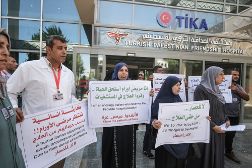 Gazze'deki Kanser Hastalar srail Ablukasna Kar Eylem Dzenledi