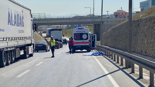 Gebze'de motosikletli kurye hafriyat kamyonuyla arparak hayatn kaybetti