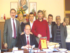 Gebze'de Dr. lhan Kadolu Grevini Devretti!