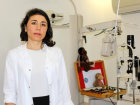 G�zlere mavi ���k �nleyici koruyucu g�zl�k �nerisi