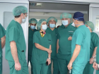 G�rcistan'dan gelen doktor heyeti T�rk meslekta�lar�n�n �al��malar�n� inceledi