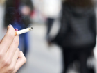 Hollandal� Hekimler Sigaray� B�rakma G�n�'nde Sokaklarda: 'Buyurun Kart�m, Kanser Olursan�z Beni...