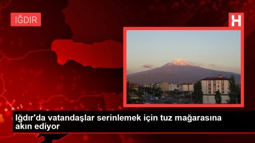 Idr'da vatandalar serinlemek iin tuz maarasna akn ediyor