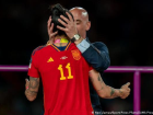 �spanya Futbol Federasyonu Ba�kan�'n�n annesi a�l�k greviyle hastaneye kald�r�ld�