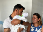 Isparta'da 830 gram doğan bebeklerini 91 gün sonra kucaklarına aldılar