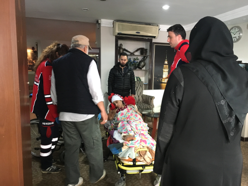 srail'in Ayandan Vurduu Yetim Kz stanbul'da
