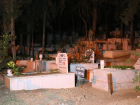 �zmir'de terk edilmi� bebek mezarl�kta bulundu
