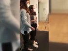 �zmir depreminde 17 saat sonra enkazdan ��kar�lan �nci Okan'dan ilk ad�m