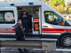 �zmit'te �evik Kuvvet polislerini ta��yan ara�lar�n kar��t��� zincirleme kaza: 5 yaral�