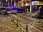 �zmit'te e�lence mekan�nda ��kan kavgada silahl� sald�r�: 2 yaral�