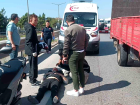�zmit'te Yeni Ald��� Motosikletle Kaza Yapan S�r�c� Hastaneye Kald�r�ld�