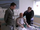 Kalbi duran ve kalp masaj�nda g���s kafesi k�r�lan hasta sa�l���na kavu�tu
