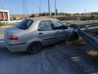 Karab�k'te Otomobil Bariyere �arpt�: S�r�c� Yaraland�