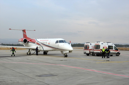 Kayseri'de uak ambulans 2 hasta iin havaland