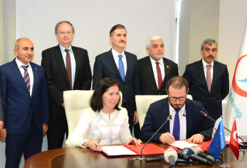 Kilis Devlet Hastanesi'nin Yap�m� ��in �mzalar At�ld�