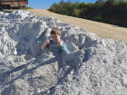 Kire� tozu i�inde poz veren k���k �ocuk, saniyeler i�inde hayat�n� kaybetti