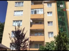 Kocaeli'de 3 ya��ndaki �ocuk 5. kattan d��erek a��r yaraland�