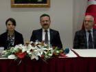 Kocaeli Kad�n Sa�l��� E�itim Projesi'nde Hedefe Ula�an Personele Ba�ar� Belgesi Verildi