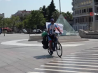 K�k h�cre ba����na dikkat �ekmek i�in 7 bin kilometre pedal �evirecek