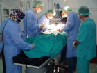 Kolu ��in Hastaneye Giden Kad�n�n Karn�ndan 3 Kiloluk Kist ��kar�ld�
