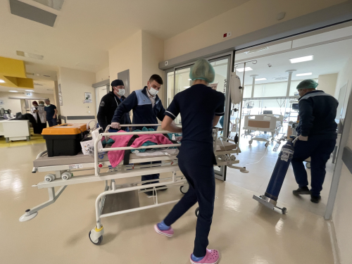 Konya ocuk Kalp Merkezi minik kalp hastalarna ifa datyor