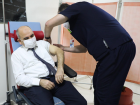 Konya Valisi �zkan Kovid-19 hat�rlatma dozu a��s�n� yapt�rd� A��klamas�