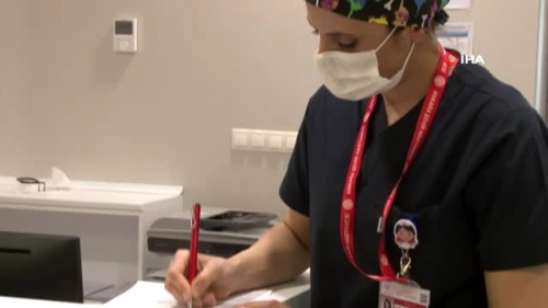 Korona virsle mcadele eden hemire 2 aydr ocuklarn gremiyor