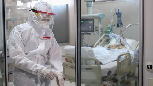 Korona yeniden hortlad! Son 1 haftadaki vaka art hzna baklrsa maskeli gnler yakn