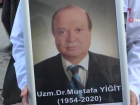 Koronadan �len doktor emeklilik yerine salg�nla m�cadeleyi se�mi�