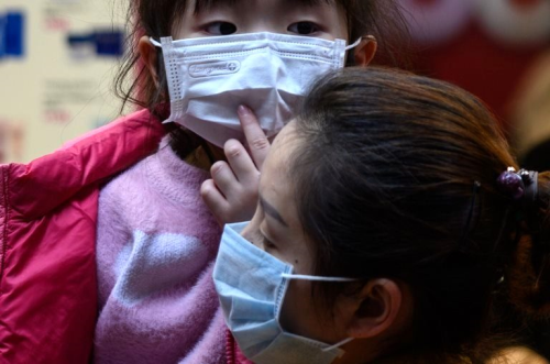 Koronavirs - Hong Kong'da binlerce hastane alan, in snr kapatlmaynca grev karar ald