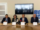 'Koronavir�s i�in maske kullanmak gereksiz, hatta zararl� bile olabilir'