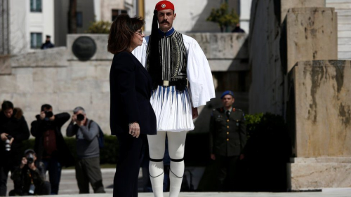 Koronavirs: Salgn Yunanistan'da hayat nasl etkiliyor?