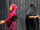 Koronavir�s: Sri Lanka'da Covid-19'dan �len M�sl�manlar zorla yak�l�yor