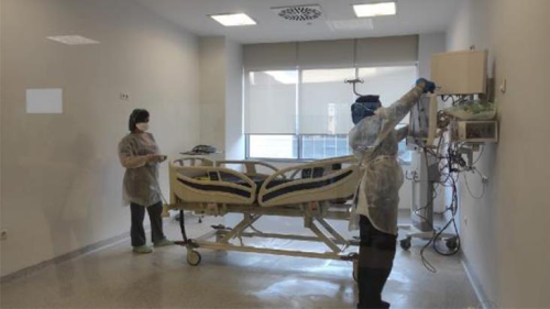 Koronayla mcadele merkezlerinden biri olan Ankara ehir Hastanesi'nde bavurular bir gnde 3 binden 100'n altna dt