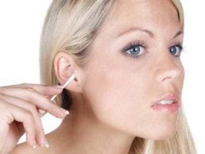 Kulak Sağlığınızı Korumak İçin Kulaklarınızı Temizlemeyin!