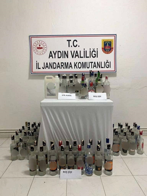 Kuadas'nda Sahte Alkol malathanesine Baskn: ok Sayda Sahte Alkol Ele Geirildi