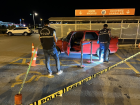 K�tahya'da al��veri� merkezi otopark�nda silahl� kavga: 1 yaral�